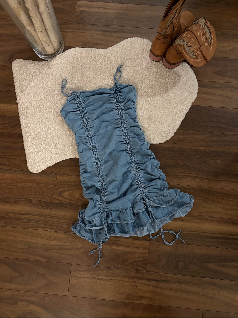 🤎BLUE RUCHED MINI JEAN DRESS